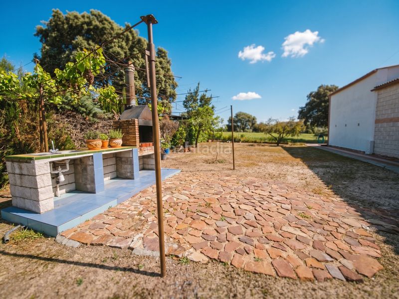 Foto cad7eed6-c3ae-4599-9ce1-b16200a8cff4. Casa amb xemeneia calefacció aparcament a San Roque - La Cruz - La Rozuela Linares