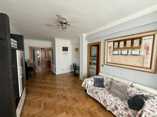 Pis  Santa isabel kalea. Excelente piso con muy iluminado