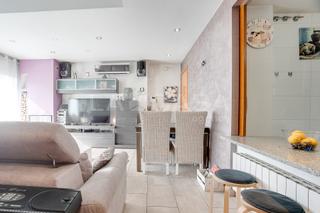 Dúplex  Carrer de joan prim. Vivienda en granollers