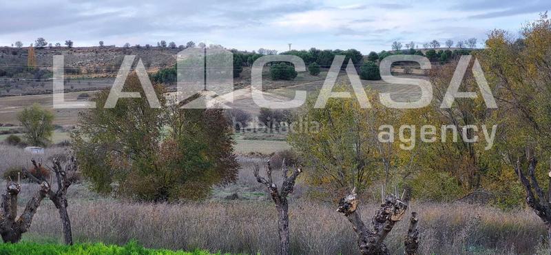 Foto 06876b85-7e32-4077-a352-7473973eb524. Casa amb calefacció aparcament piscina a El Berrocal Valladolid