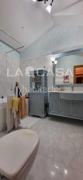 Foto b91a1740-d90a-48e3-a555-19cd74a018bf. Casa amb calefacció aparcament piscina a El Berrocal Valladolid