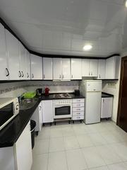 Appartement  Carrer del congost. Vivienda en sotano