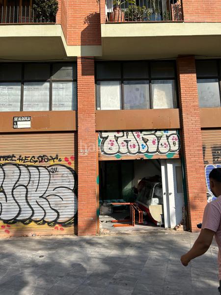 Foto 1f7987be-7b69-4e3e-8540-566b3c7ffd89. Local comercial se vende excelente local para reformar en Barcelona