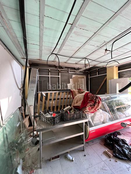Foto 6c4a8ad6-544b-48b3-babd-e3f1f410f0f9. Local comercial se vende excelente local para reformar en Barcelona