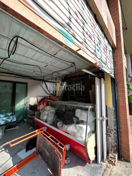 Foto 8942fd5c-3109-49e8-8806-20e762070444. Local comercial se vende excelente local para reformar en Barcelona