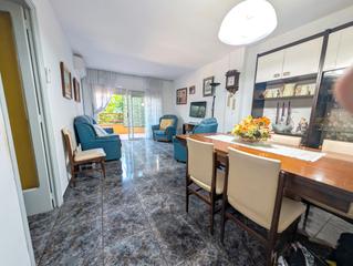 Appartement  Passeig de la costa brava. Piso exterior con terraza en passeig de la costa brava  pineda d