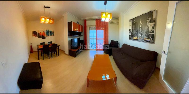 Foto ff855ed0-07b4-45aa-a545-d3837927798f. Piso  en reyes católicos, en Centro - Doña Mercedes Dos Hermanas