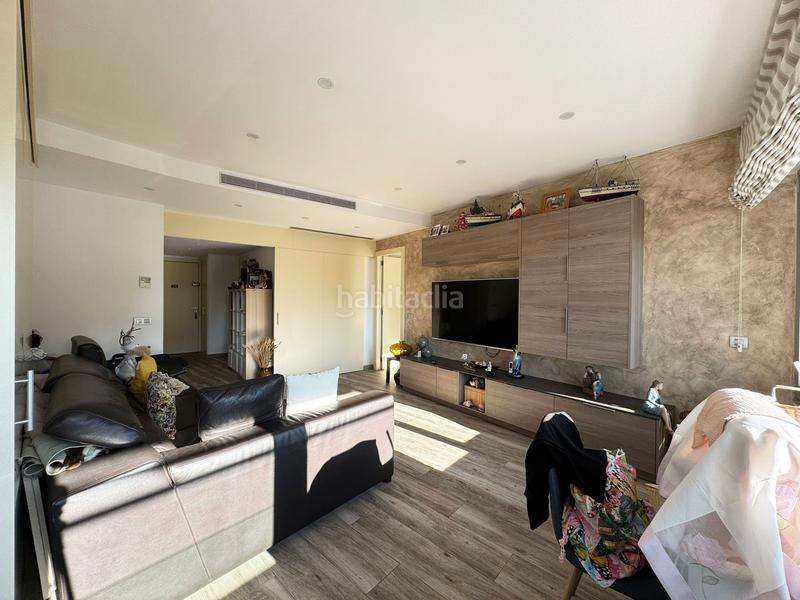 Foto 9b46ceed-a036-429e-b556-b83b3d37d675. Pis amb aparcament piscina a Port Forum Sant Adrià de Besòs