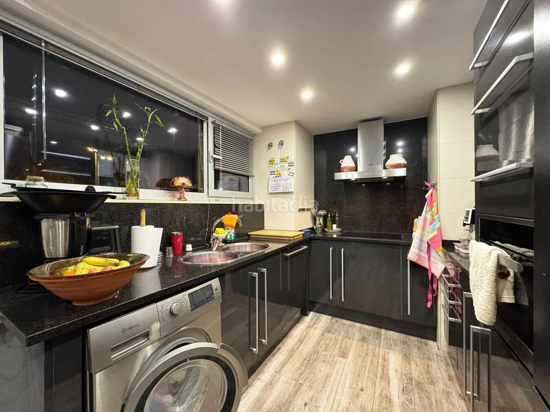 Foto bde2e0aa-40ff-412b-b4aa-a57f699aaafd. Pis amb aparcament piscina a Port Forum Sant Adrià de Besòs