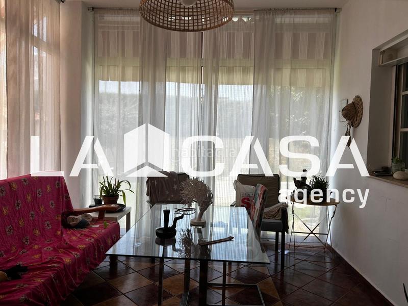 Foto f83caff7-5477-44ee-822c-93177e94c999. Chalet con piscina in Oromana Alcalá de Guadaira