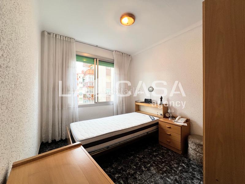 Foto d4af4db2-59ae-4b1f-b2b6-6b28eba19a05. Piso  carrer del doctor trueta, santa coloma de gramenet en Badalona