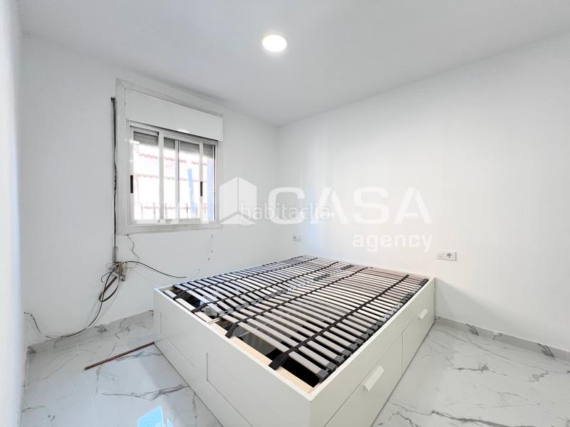 Foto e2ac8852-bc56-4377-8d02-a27c350f23f2. Casa adosada  en venta en carrer de richard strauss, Llefià en Badalona