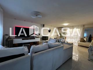 Casa adossada  Calle capri. Casa o chalet independiente en venta en zona avenida de europa