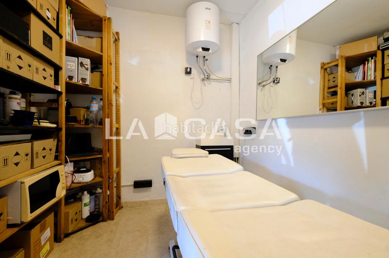 Foto 6822314d-52e8-409f-8a48-fd1dfac53cda. Local comercial local ideal en avenida meridiana en Barcelona