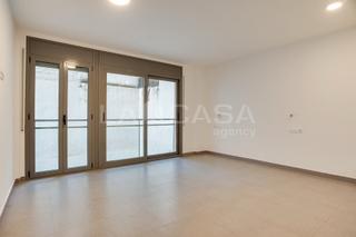 Locale commerciale in Calle VALENCIA