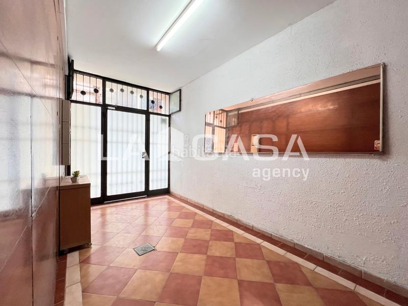 Foto a36ae2d4-bd73-454c-9db6-5f923c1a2dc2. Capannone industriale in Raval Barcelona