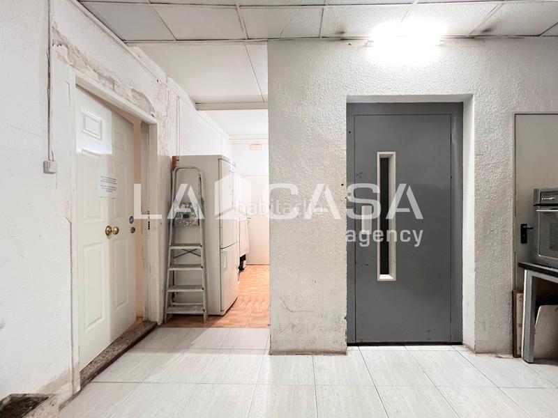 Foto c59879aa-e9a9-4898-a80d-1aa17466ec39. Capannone industriale in Raval Barcelona