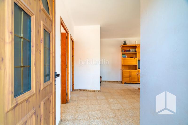 Foto 525ee033-99d0-482b-aa0d-fe9e451eb96a. Casa amb aparcament piscina a Torrent Ballester Viladecans