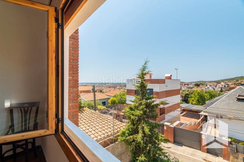 Foto 65e8ca6b-5a21-4627-98ca-d6dac5331841. Casa amb aparcament piscina a Torrent Ballester Viladecans