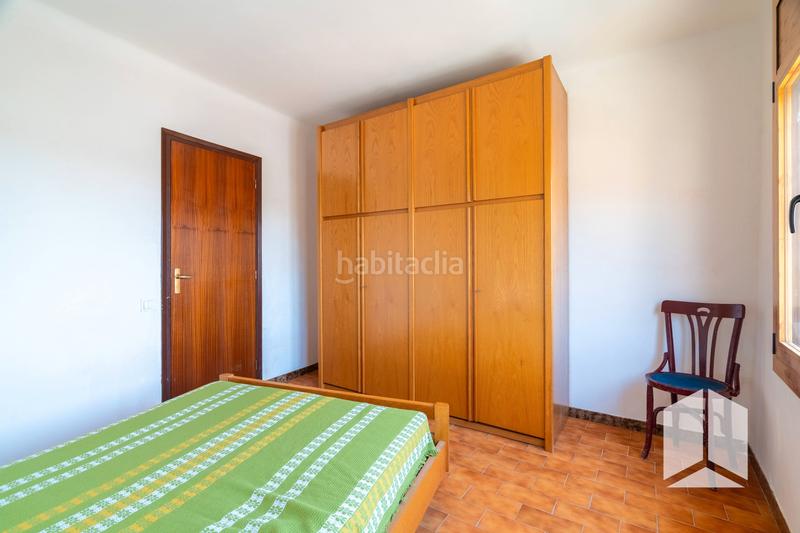 Foto fee7a1a8-f0d3-49d9-9456-7cad4ba4dc53. Casa amb aparcament piscina a Torrent Ballester Viladecans
