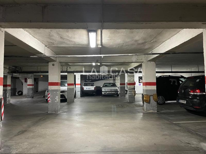 Foto c4407146-7338-4c3b-8747-07ba4f0c4d47. Pis amb calefacció aparcament a Centro Valladolid