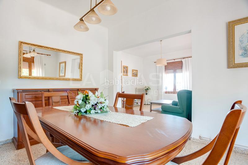 Foto 6aacf251-7c97-476c-9167-a540f8b0134a. Casa con riscaldamento parcheggio in Canovelles