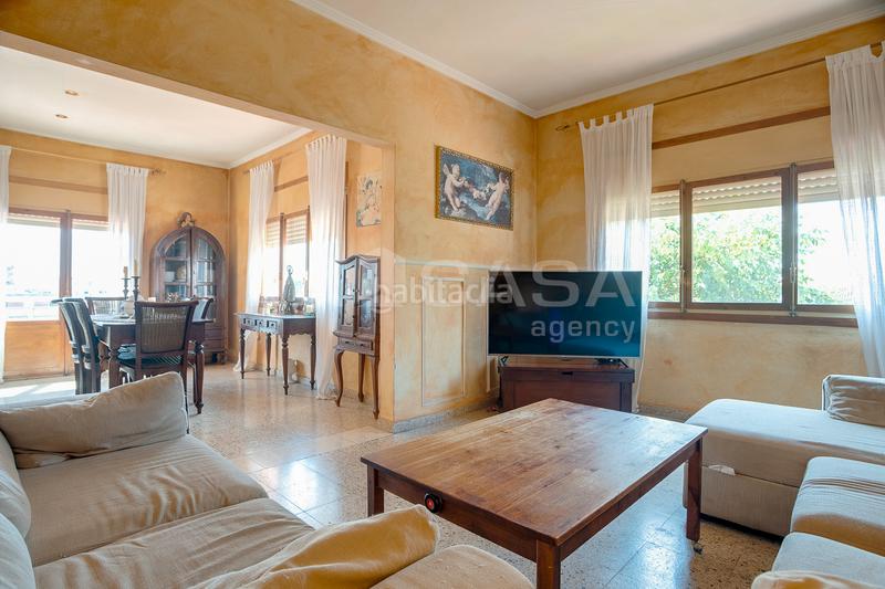 Foto 9a95a887-cedb-4fb8-b9fd-05388ef48672. Casa con riscaldamento parcheggio in Canovelles