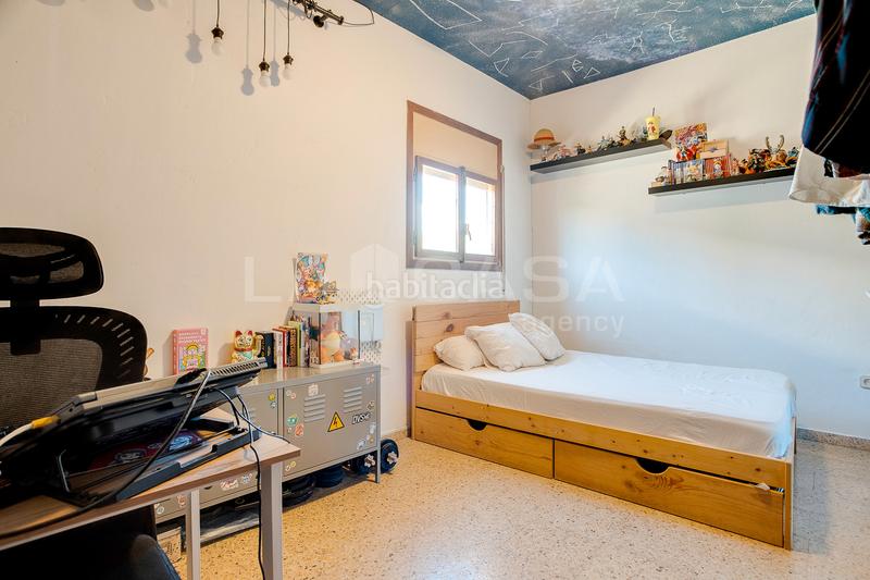 Foto e1788cc4-0880-4f0f-a23d-5d787cd73d1a. Casa con riscaldamento parcheggio in Canovelles