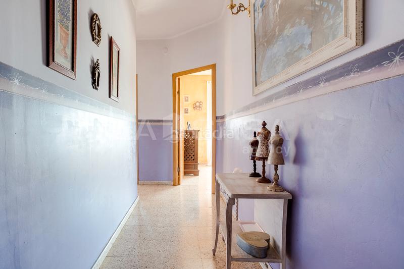 Foto f29e339f-4a95-401c-a7ec-e5f774a454f7. Casa con riscaldamento parcheggio in Canovelles