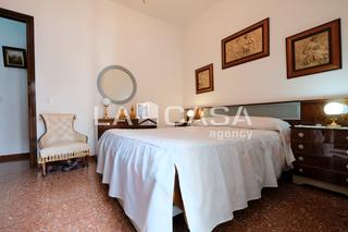 Appartement  Carrer d'arnau d'oms. Piso en zona inmejorable