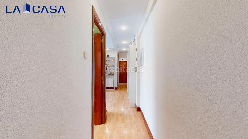 Foto 7f357cc6-bed2-41b7-9870-281d6e7cb4c5. Piso  en venta en calle luis de castresana en Valle de Trápaga - Trapagaran