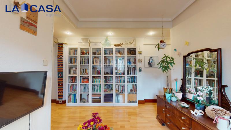 Foto dbfa4427-b11d-49ec-8287-6f193a5ec3cc. Piso  en venta en calle luis de castresana en Valle de Trápaga - Trapagaran