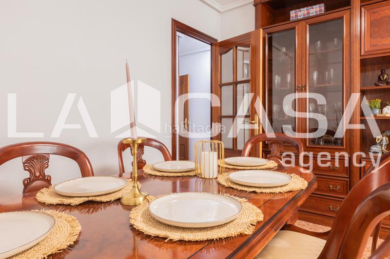 Foto 404b1a6a-2fd4-4dd7-8567-5c984caf32ba. Piso  en venta en calle meliana en Els Orriols Valencia