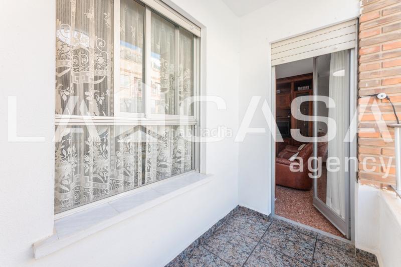 Foto 604dec29-73a1-4359-963a-c234f2796297. Piso  en venta en calle meliana en Els Orriols Valencia