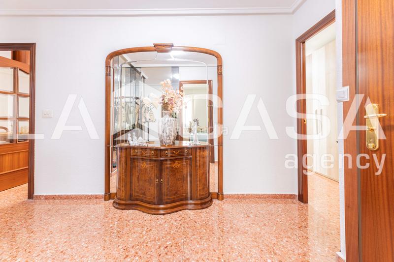 Foto 61a132d8-cd80-4097-9b02-1fff06098fb3. Piso  en venta en calle meliana en Els Orriols Valencia