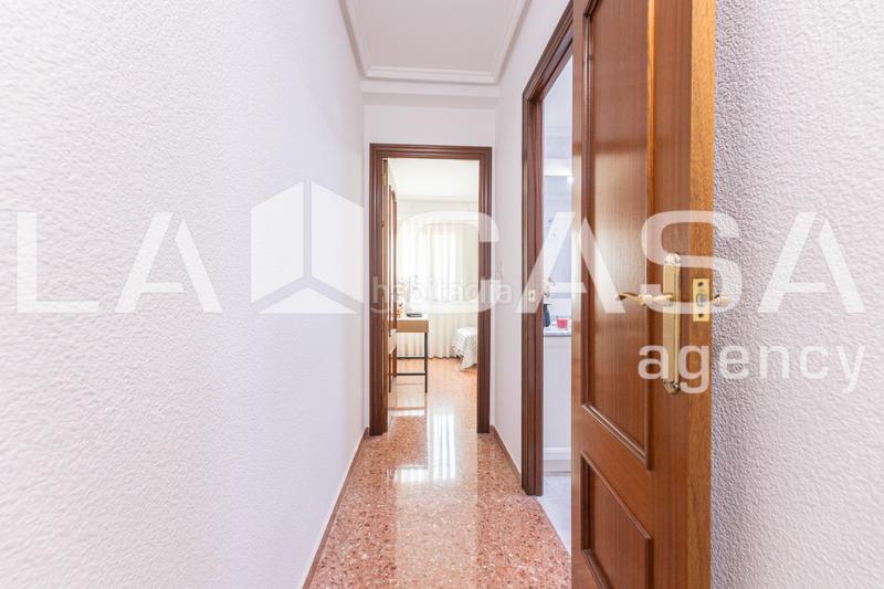 Foto 63439302-d7a2-4aad-b91c-2f63792d3612. Piso  en venta en calle meliana en Els Orriols Valencia