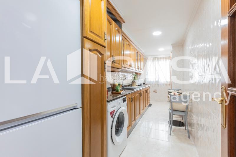 Foto 65f31efd-cf66-4609-aaea-6042bb5b9e2d. Piso  en venta en calle meliana en Els Orriols Valencia