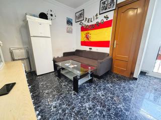 Appartement  Calle miquel romeu de. Ideal piso para inversion
