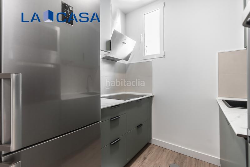 Foto bbcbc0cf-bbdd-467f-af0d-7f8f763f65db. Piso en Acacias Madrid