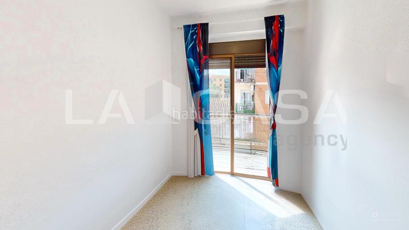 Foto 92c41f52-4fb4-4bb1-a563-7af66fdba79c. Piso exclusiva la casa agency piso luminoso en Benimàmet, a 5 min del centro en Valencia