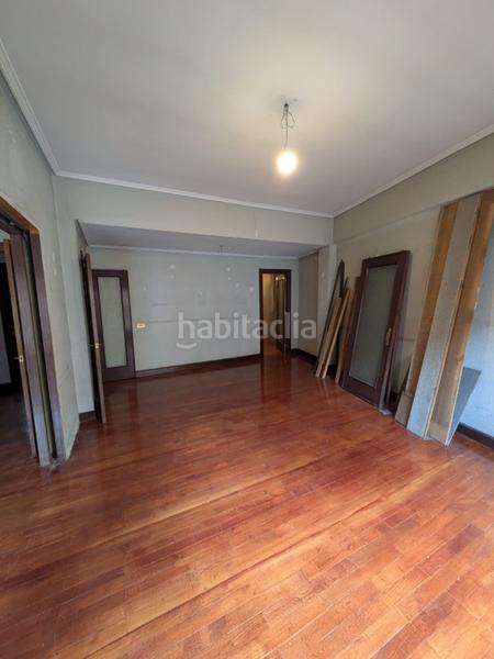 Foto fd571907-f680-4644-b5d4-41bfa0da5534. Piso  en venta en calle autonomia en Ametzola Bilbao