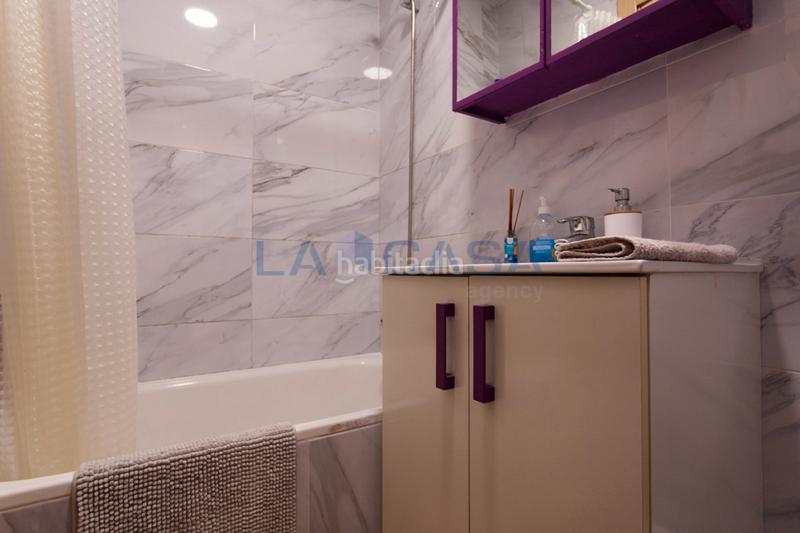 Foto bceb6c69-9875-4d0e-a3b6-581a1c22f2b0. Piso  ideal en zona centrica en Centre-Estació Gavà