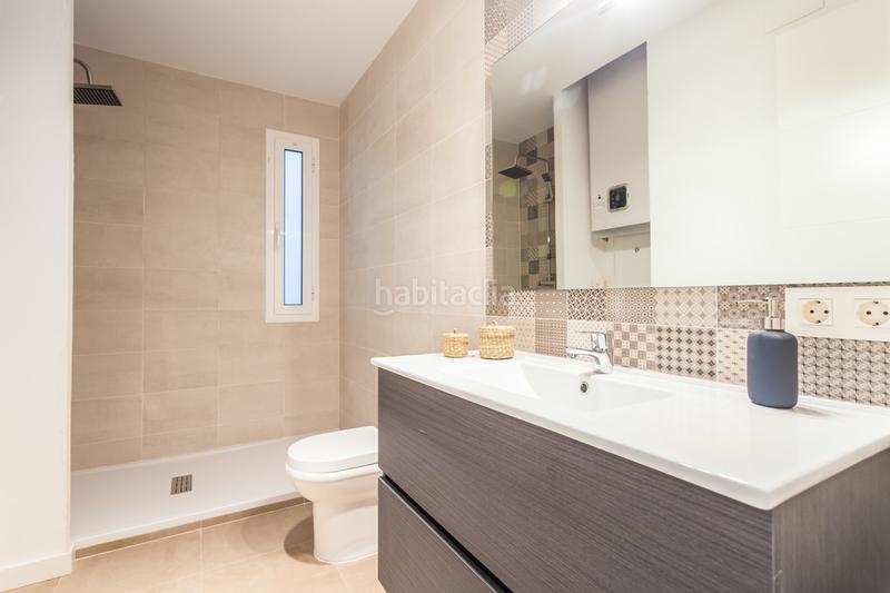 Foto 5b1c9420-f641-4754-a61e-45d0c8c80de1. Ático piso ideal en el clot en Gòtic Barcelona