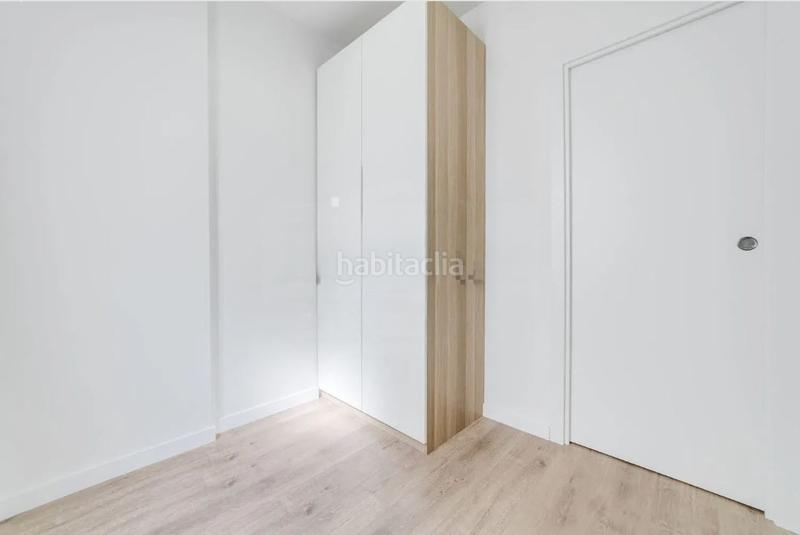 Foto 4cd7c5bd-5ea1-4b77-863e-539cd50c6627. Ático atico reformado con terraza en Sagrada Família Barcelona