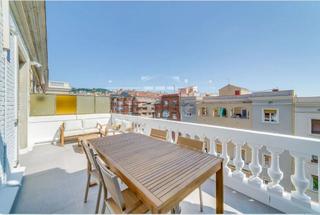 Attique  Calle padilla. Atico reformado con terraza