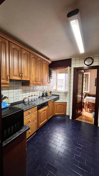 Foto e1a44847-3a1a-4c98-b5b2-d5792a74d559. Piso excelente vivienda en muy buena ubicacion en Erandio