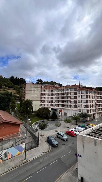 Foto fe27150b-2a96-4198-a4f3-5dd7f935b8f9. Piso excelente vivienda en muy buena ubicacion en Erandio
