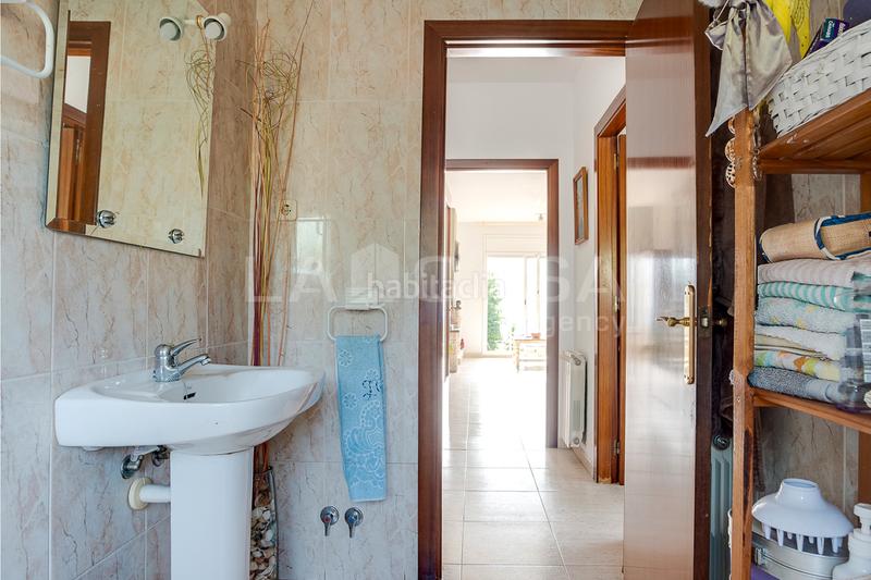 Foto 05accbbe-5618-447f-bc45-4a2d47af8f33. Chalet excelente casa en can regassol en Bigues i Riells