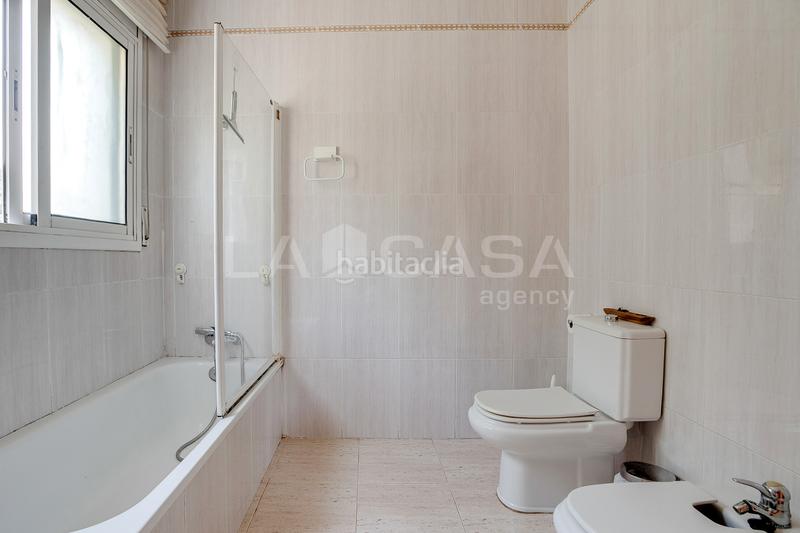 Foto 152f55dd-fc05-447d-ba08-2bf27ad1d25d. Chalet excelente casa en can regassol en Bigues i Riells