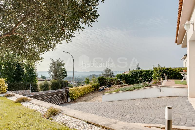 Foto bc9f88aa-c0cd-42c9-9637-ed5b9c207625. Chalet excelente casa en can regassol en Bigues i Riells